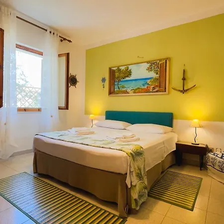 L'hibiscus Di Lucia Ferienhaus *