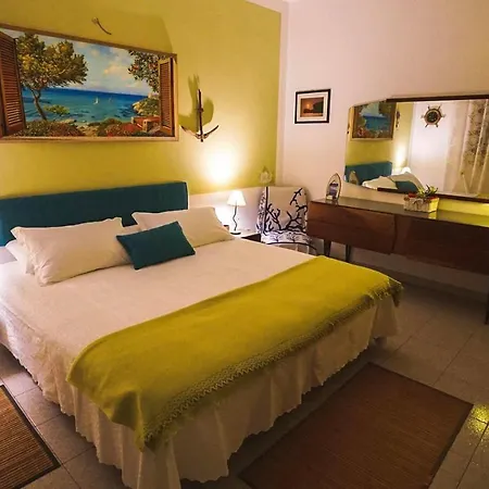 Ferienhaus L'hibiscus Di Lucia